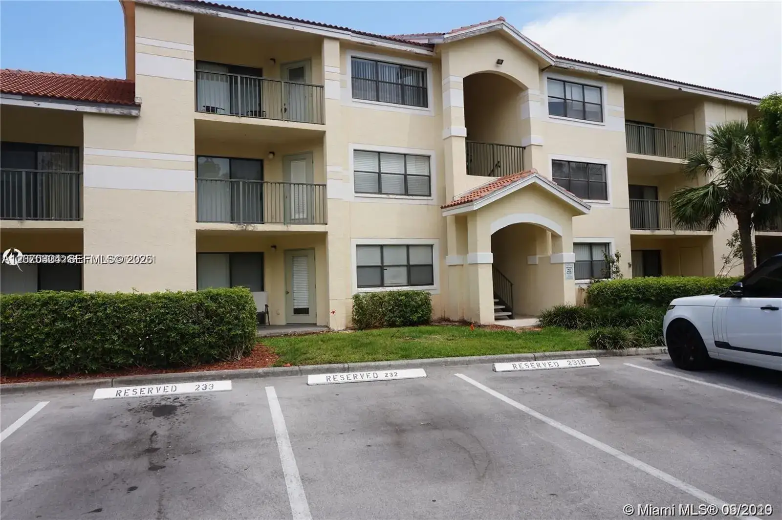 630 S Park Rd # 3, Hollywood FL 33021