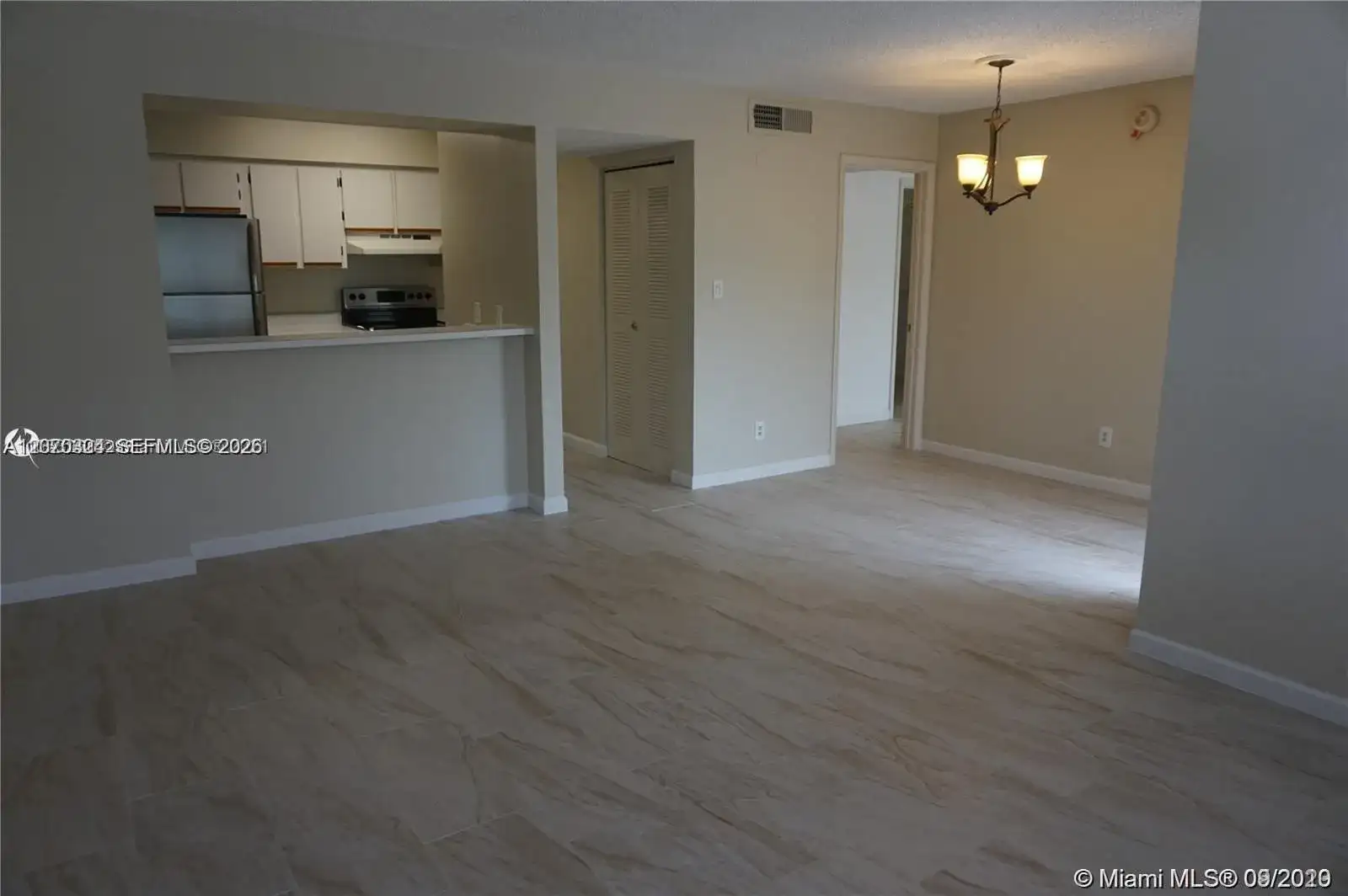 630 S Park Rd # 3, Hollywood FL 33021 photo 3