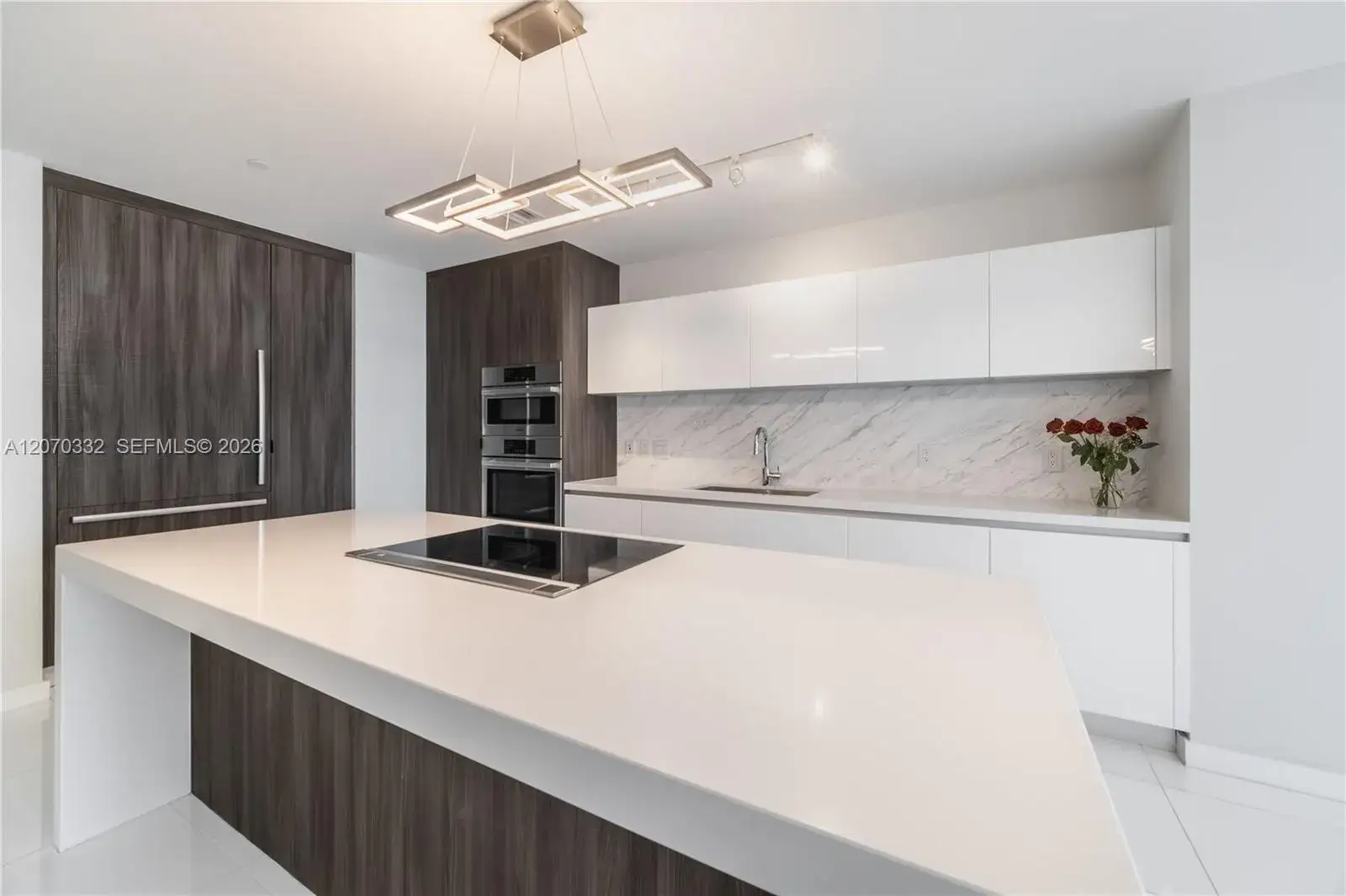 851 NE 1st Ave # 3911, Miami FL 33132