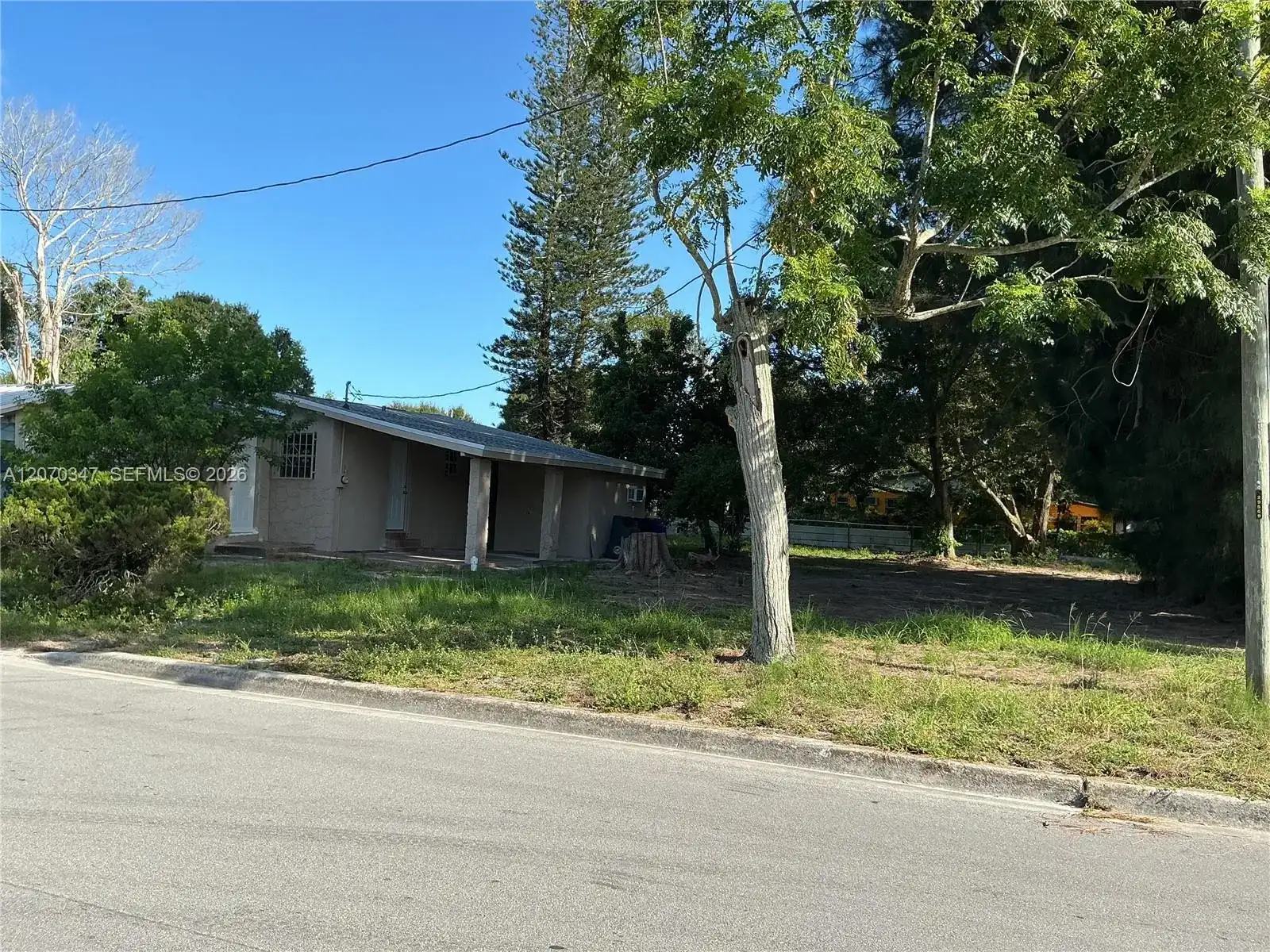 2605 Avenue F, Fort Pierce FL 34947