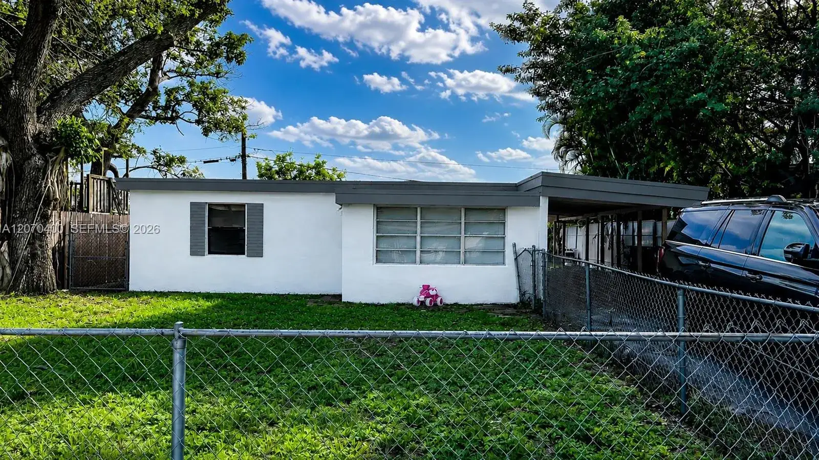 5632 SW 39th St, West Park FL 33023
