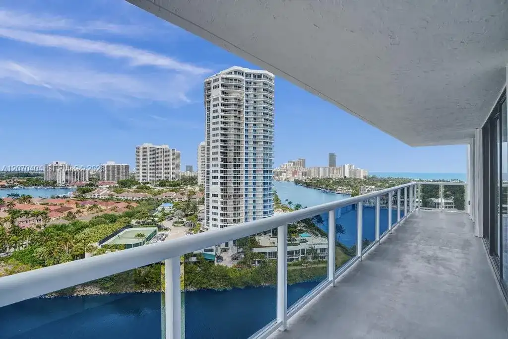 20515 E Country Club Dr # 1641, Aventura FL 33180