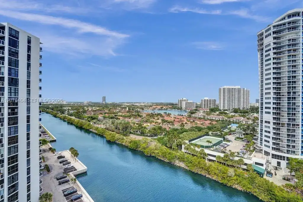 20515 E Country Club Dr # 1641, Aventura FL 33180 photo 2