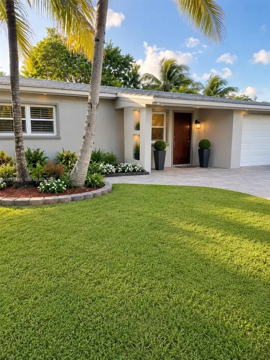 4721 SW 34th Dr, Dania Beach FL 33312