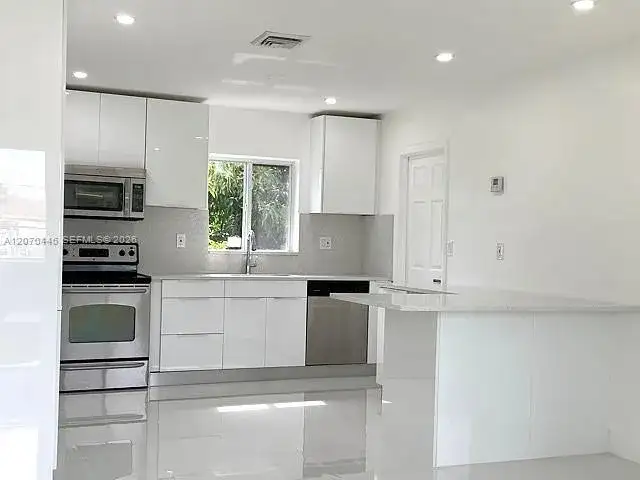 15900 SW 102nd Ave # 0, Miami FL 33157 photo 3
