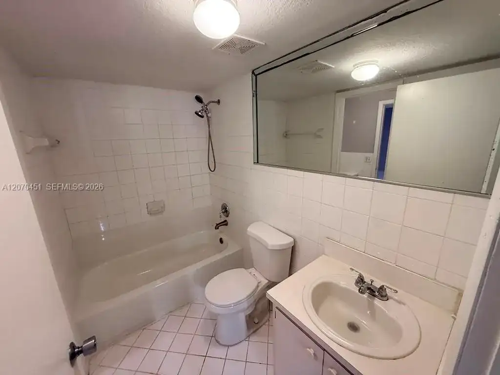 6278 W 22nd Ct # 14, Hialeah FL 33016 photo 3