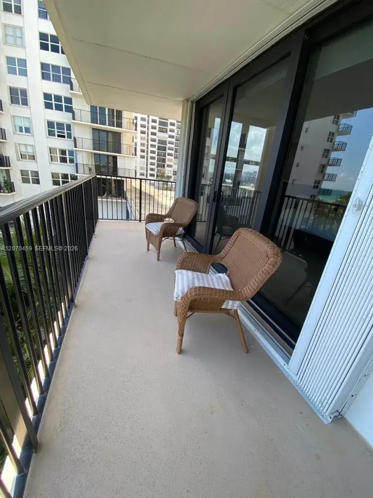 2101 S Ocean Dr # 501, Hollywood FL 33019