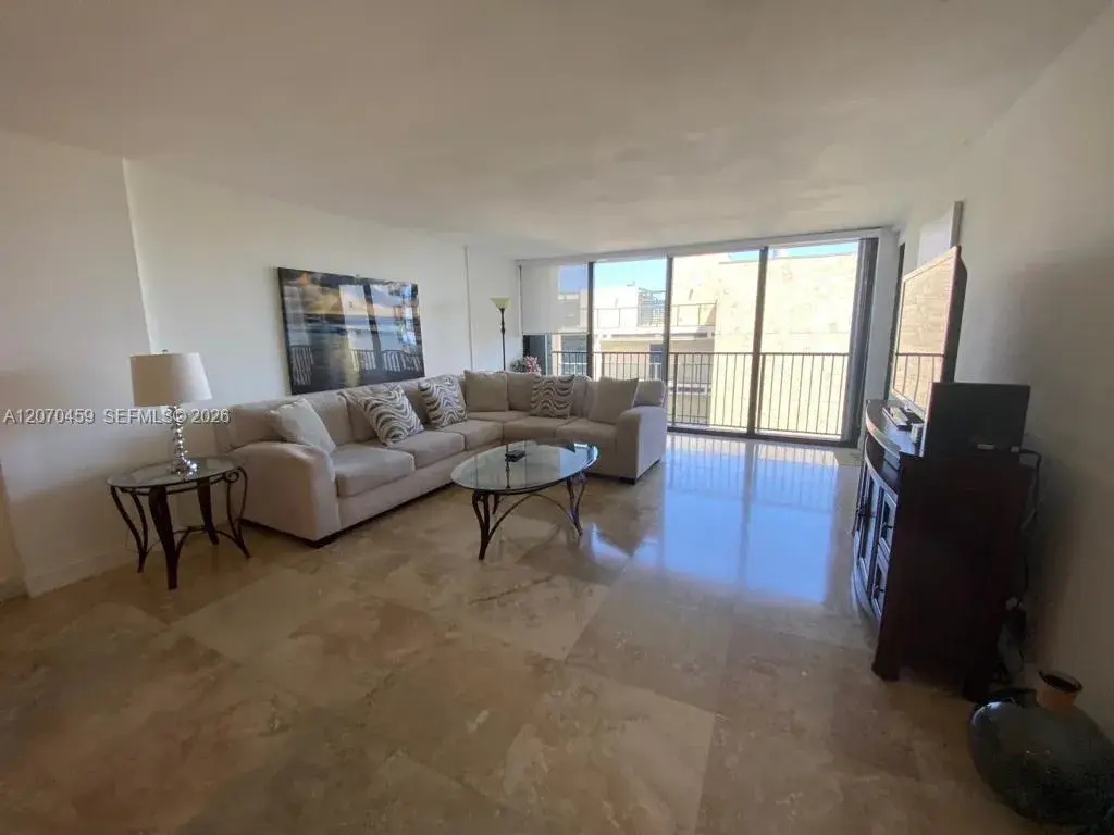 2101 S Ocean Dr # 501, Hollywood FL 33019