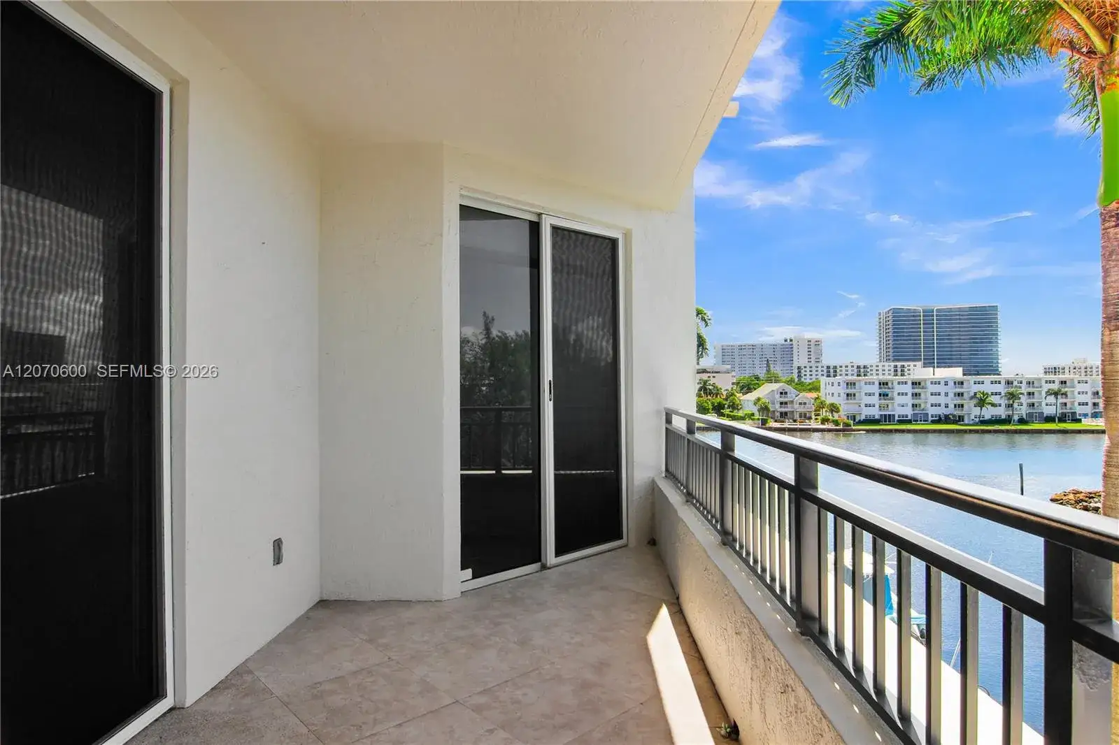 2880 NE 14th St Cswy # 311, Pompano Beach FL 33062