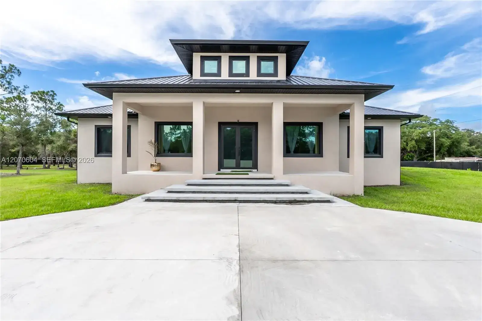 300 Montura Ave, Clewiston FL 33440 photo 4