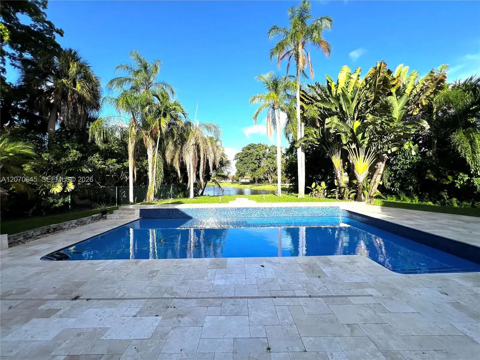 297 NW 104th Ave, Coral Springs FL 33071
