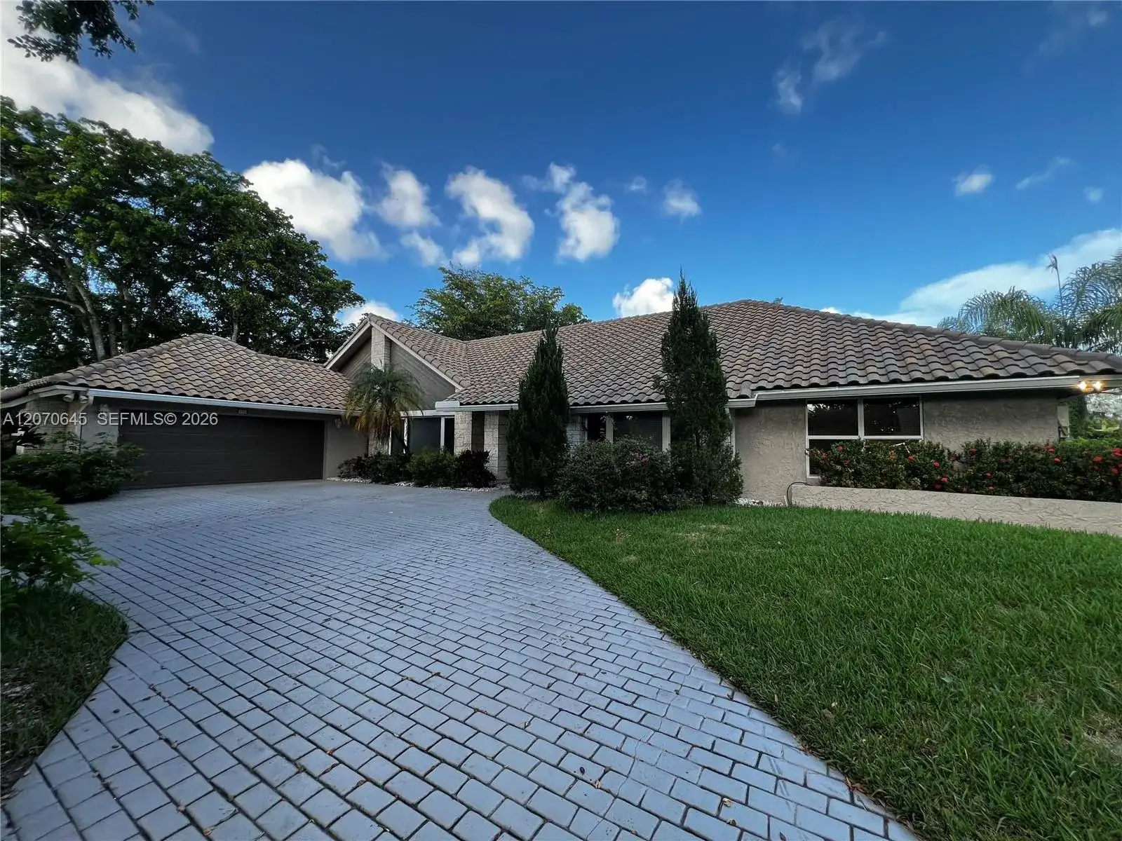 297 NW 104th Ave, Coral Springs FL 33071 photo 2
