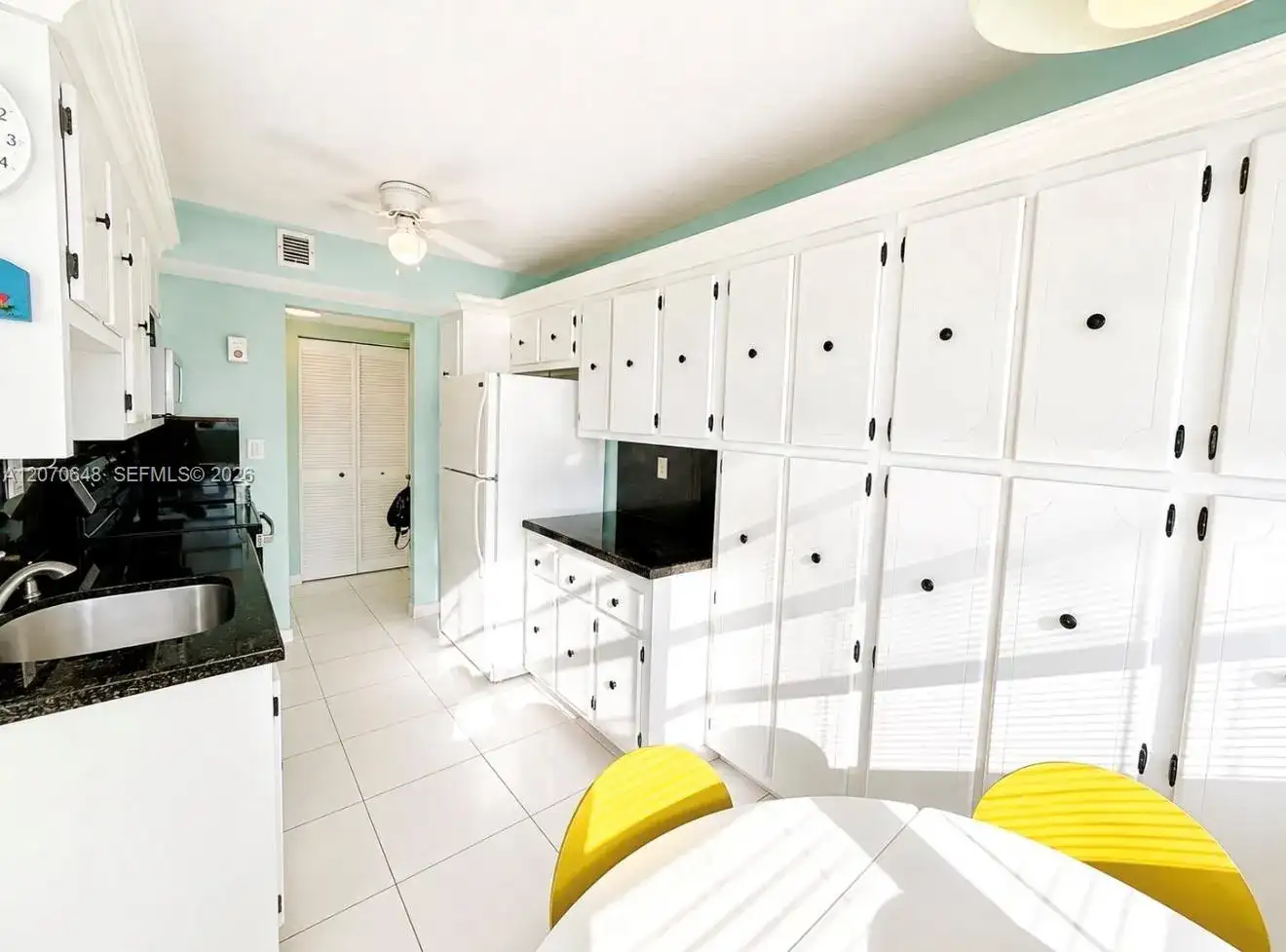 1833 S Ocean Dr # 1202, Hallandale Beach FL 33009 photo 3