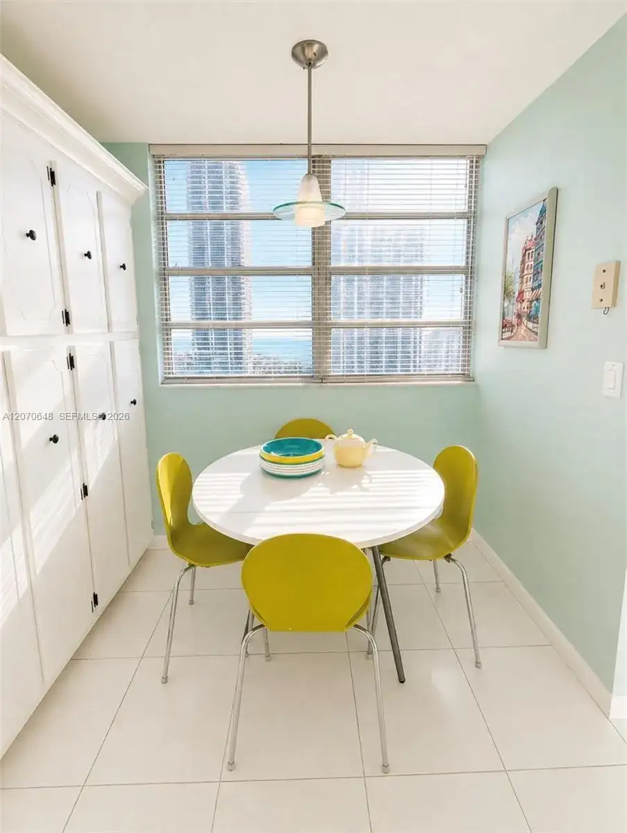 1833 S Ocean Dr # 1202, Hallandale Beach FL 33009 photo 4