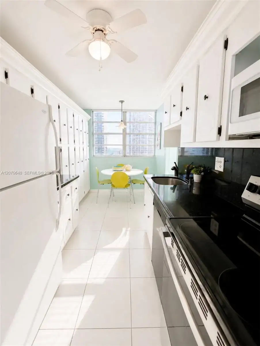 1833 S Ocean Dr # 1202, Hallandale Beach FL 33009 photo 5