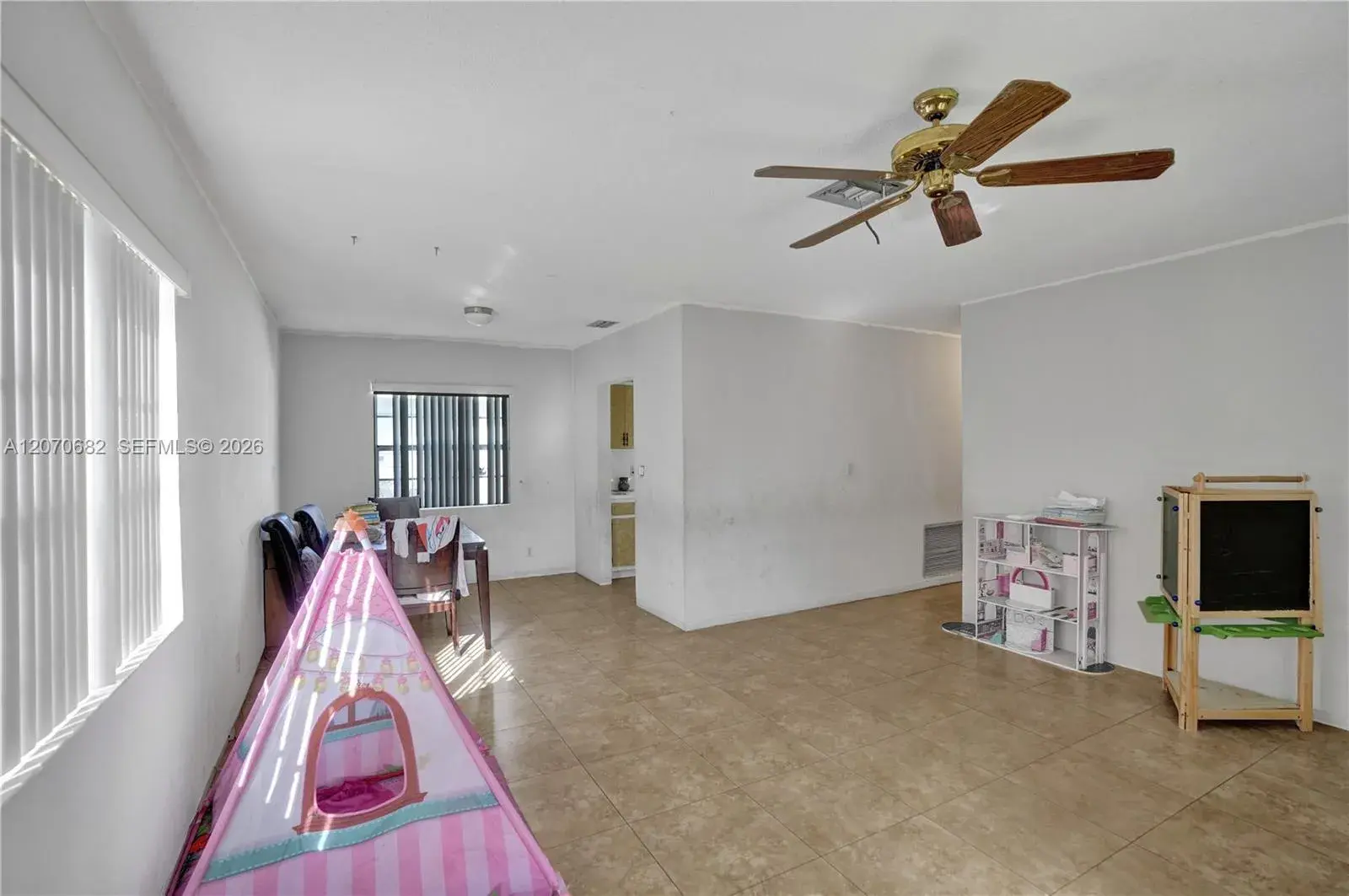 5706-5708 Lincoln St # 2, Hollywood FL 33021
