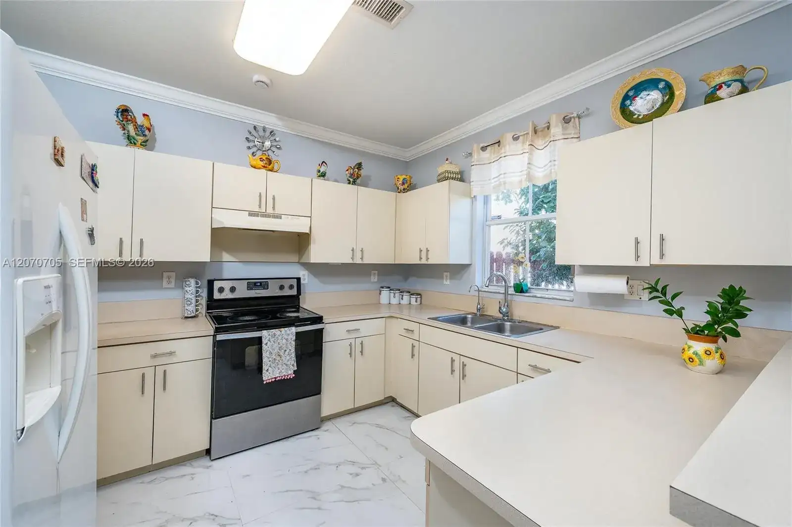 13861 SW 273rd Ter, Homestead FL 33032 photo 5