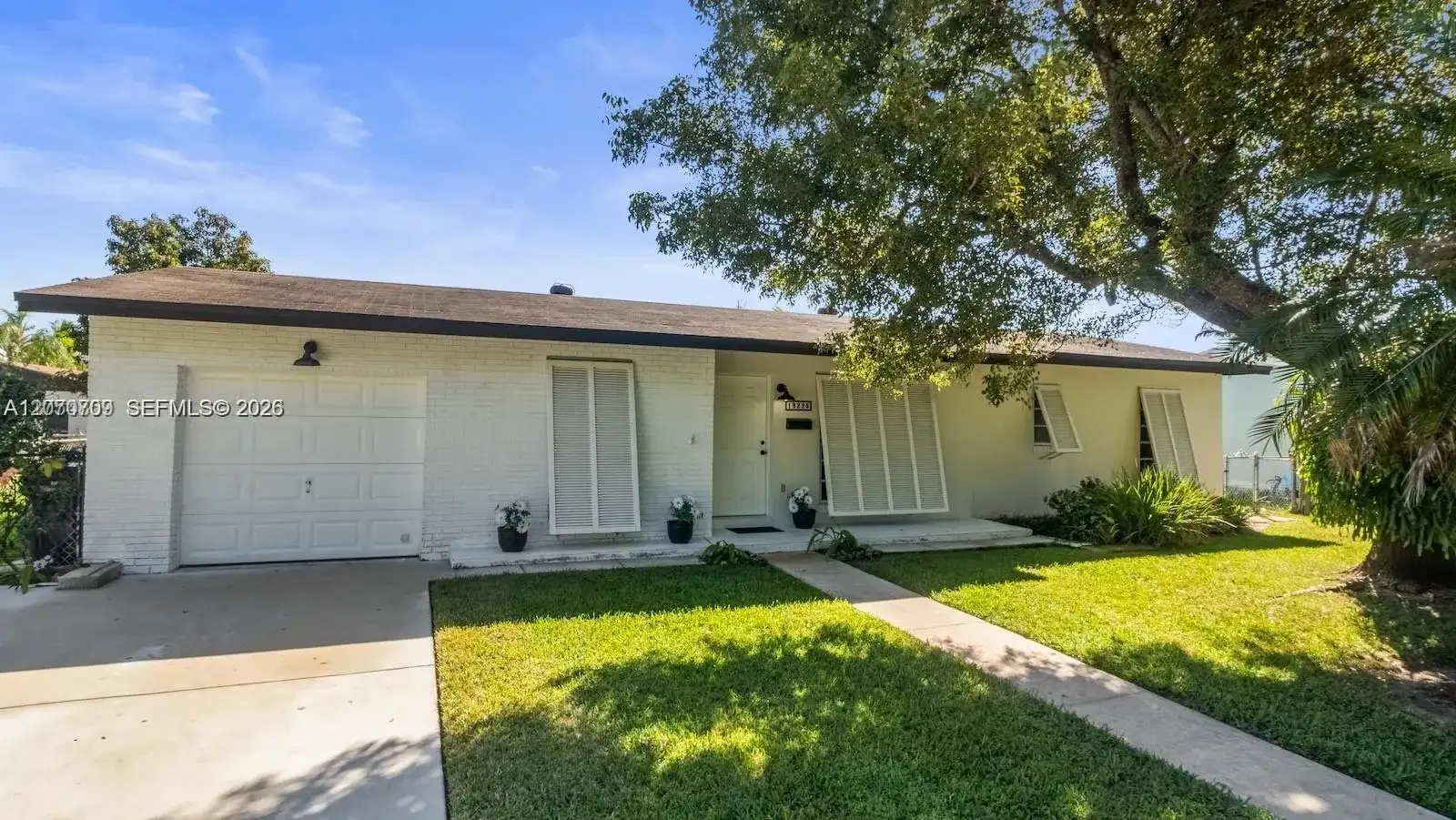 18225 SW 94th Ave, Palmetto Bay FL 33157 photo 2