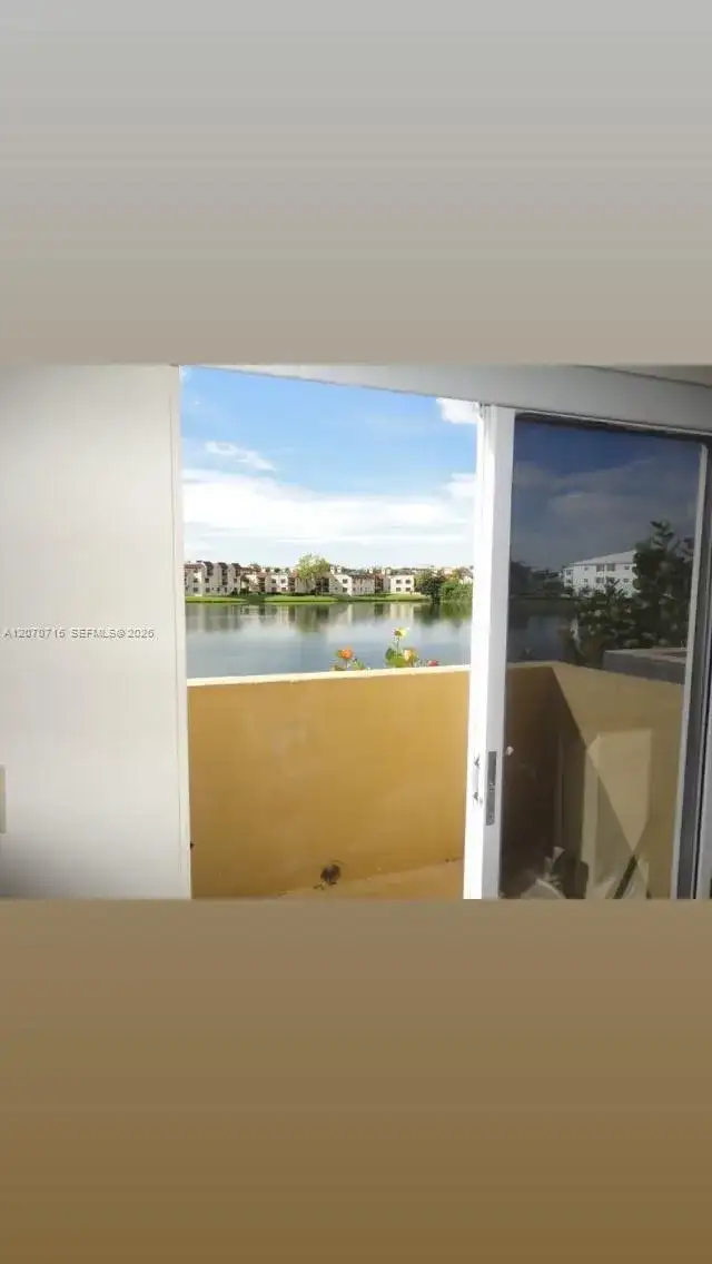14902 SW 82nd Ln # 206, Miami FL 33193 photo 3
