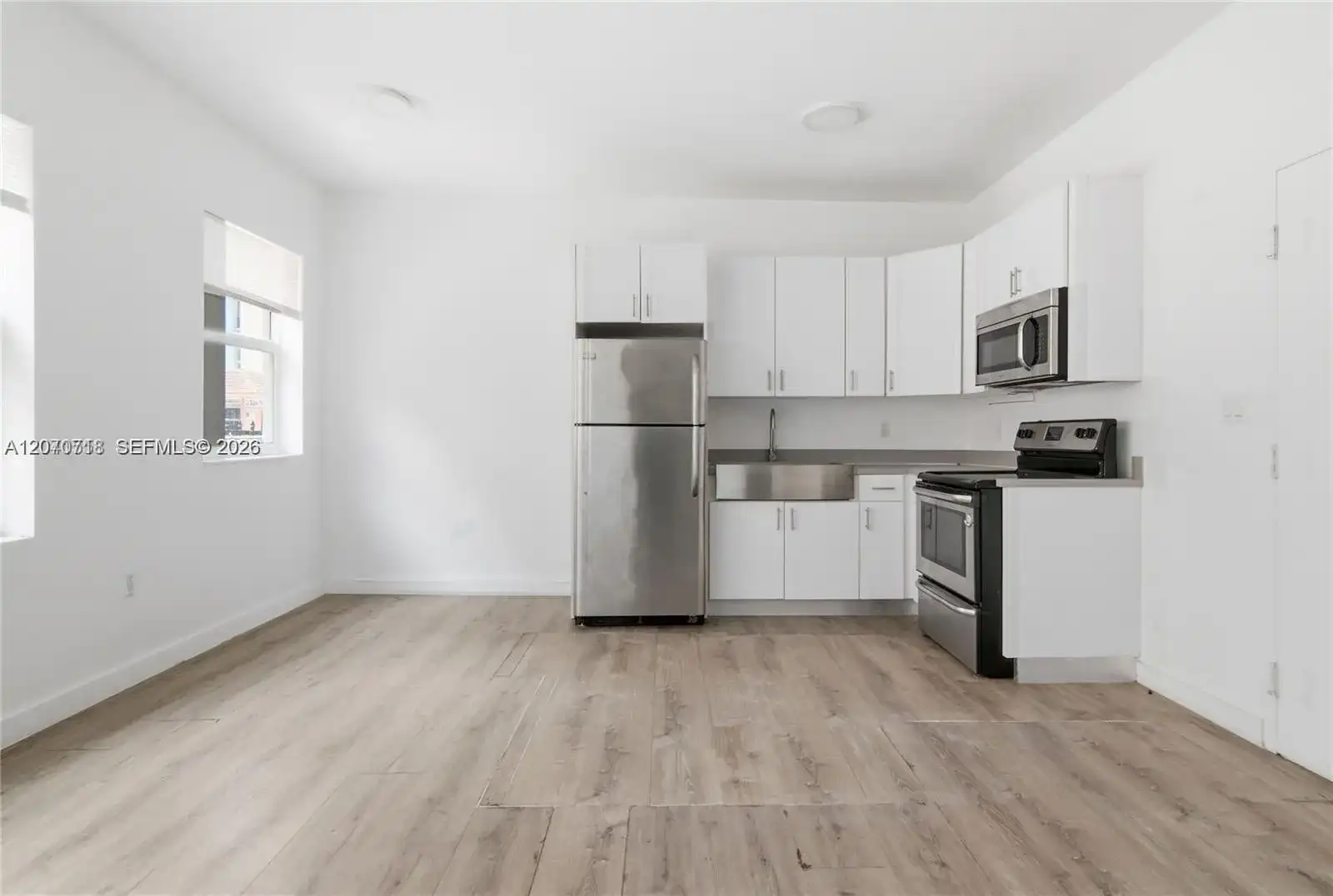 402 NW 12th Ave # 207, Miami FL 33128