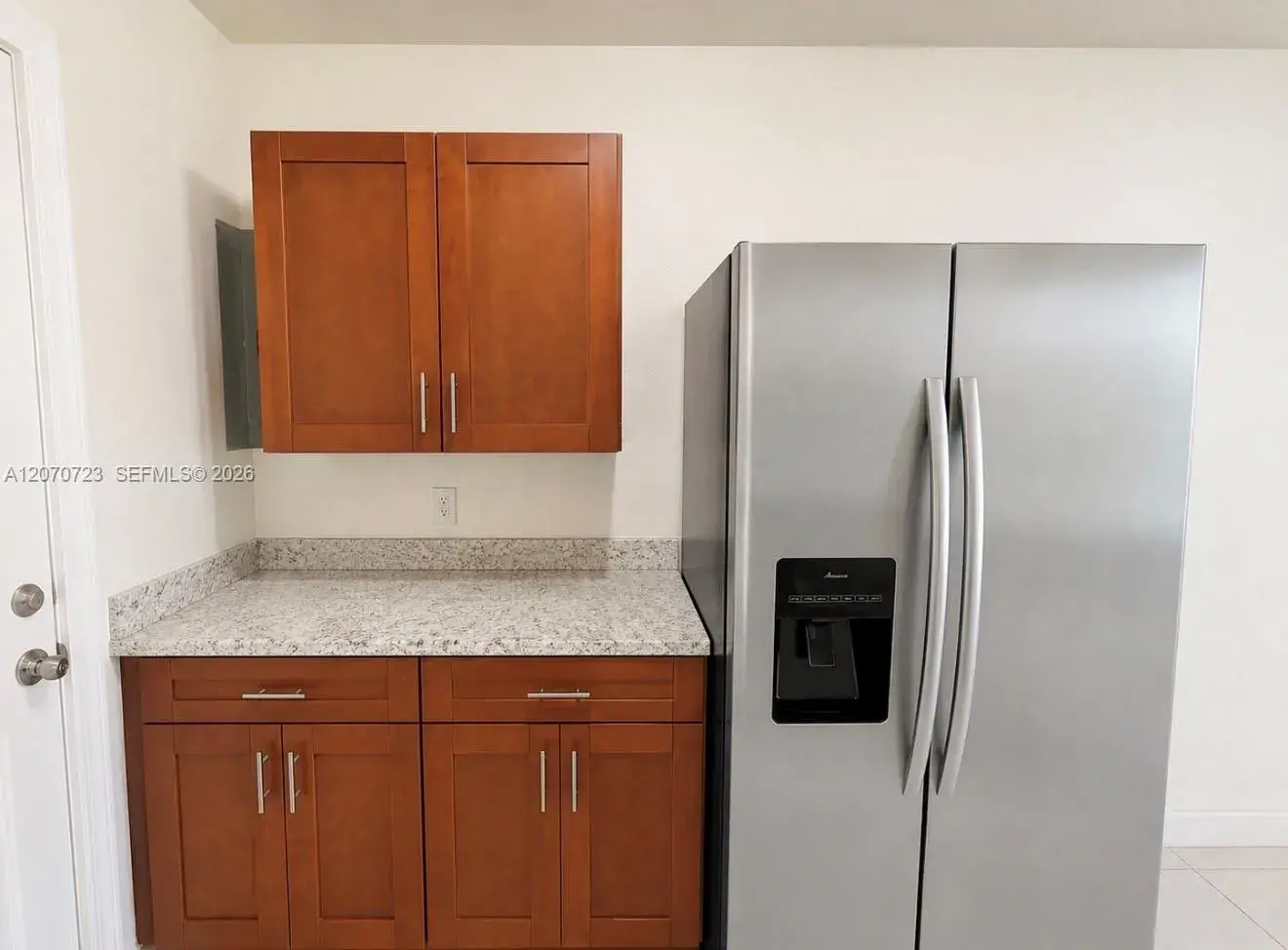 1041 NW 7th Ct, Hallandale Beach FL 33009