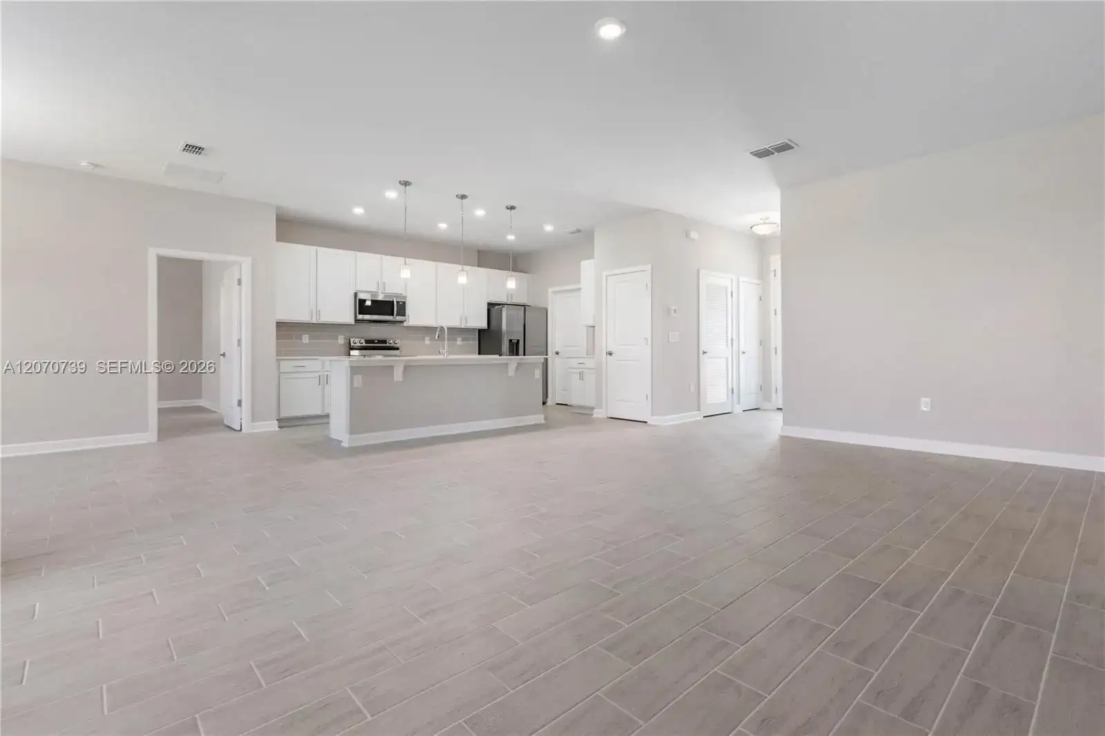412 VANGUARD ST SE, Palm Bay FL 32909 photo 5