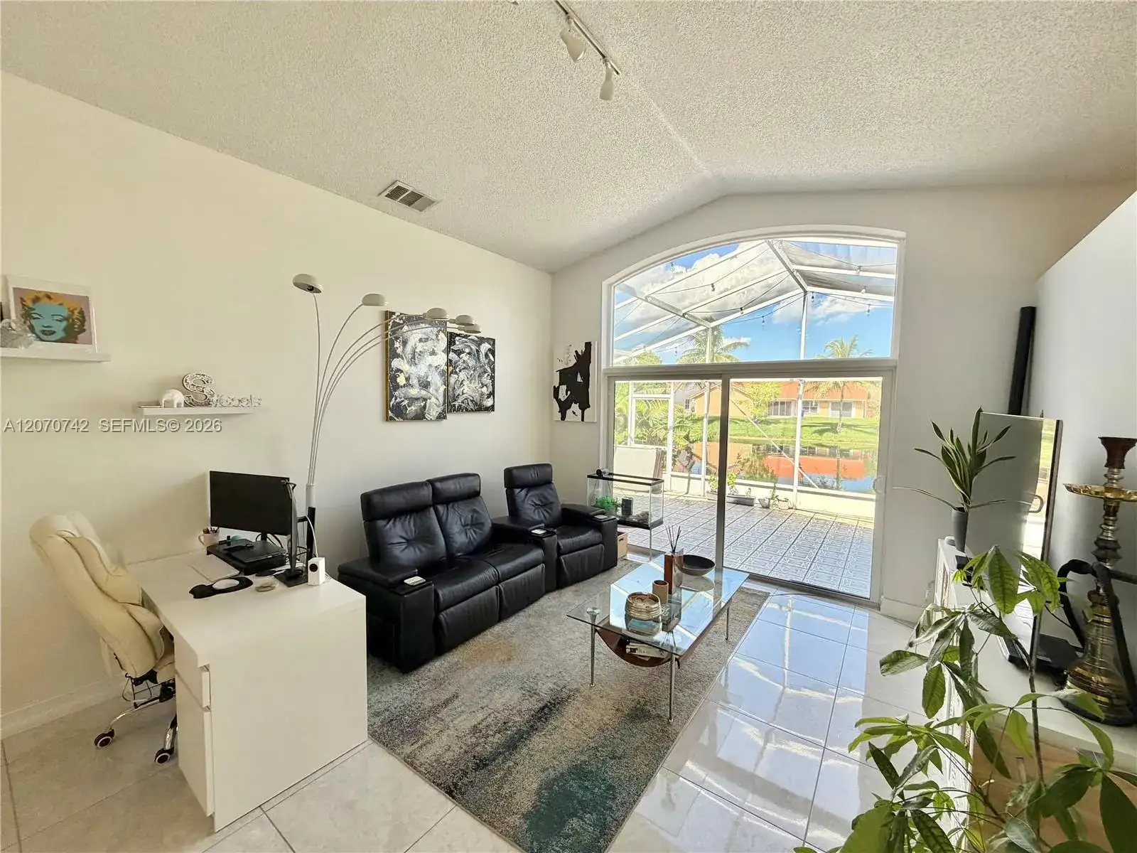 415 NW 165th Ave, Pembroke Pines FL 33028 photo 5