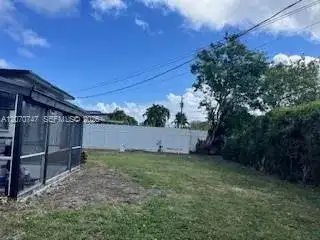 1230 NE 200th Ter, Miami FL 33179 photo 3