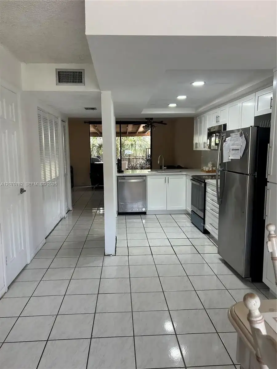 12242 SW 16th Ter # L, Miami FL 33175 photo 2