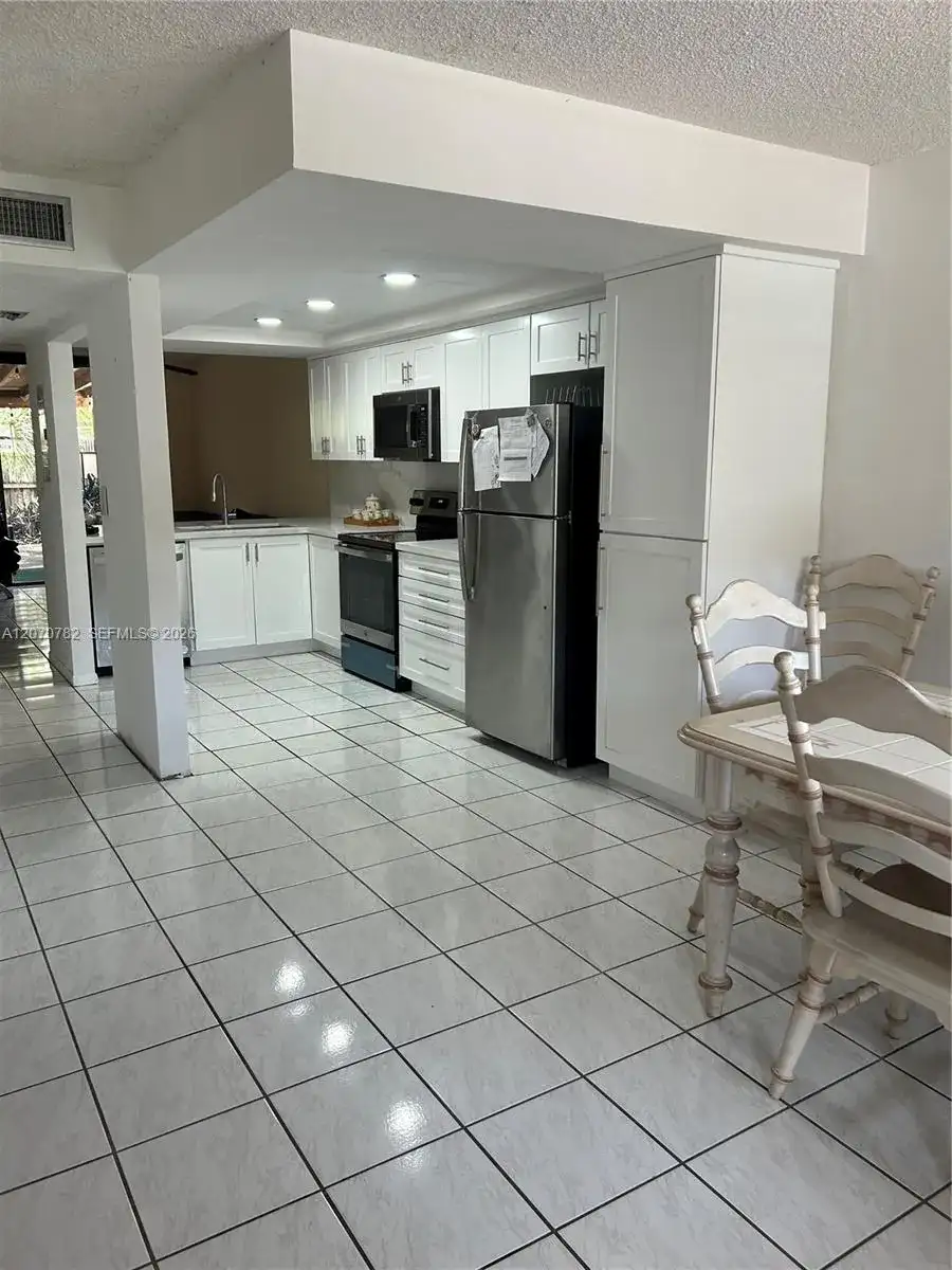 12242 SW 16th Ter # L, Miami FL 33175 photo 3