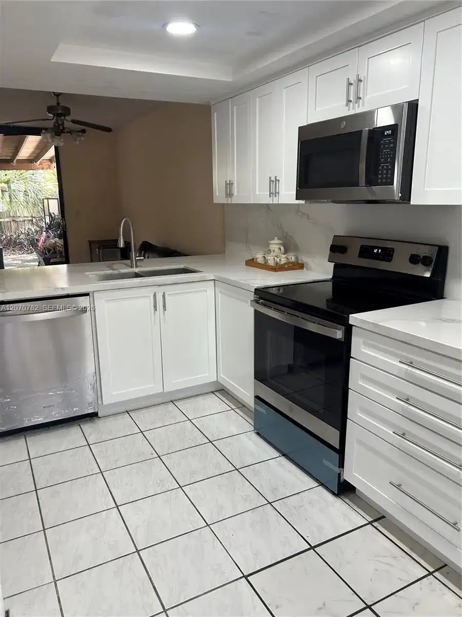 12242 SW 16th Ter # L, Miami FL 33175 photo 4
