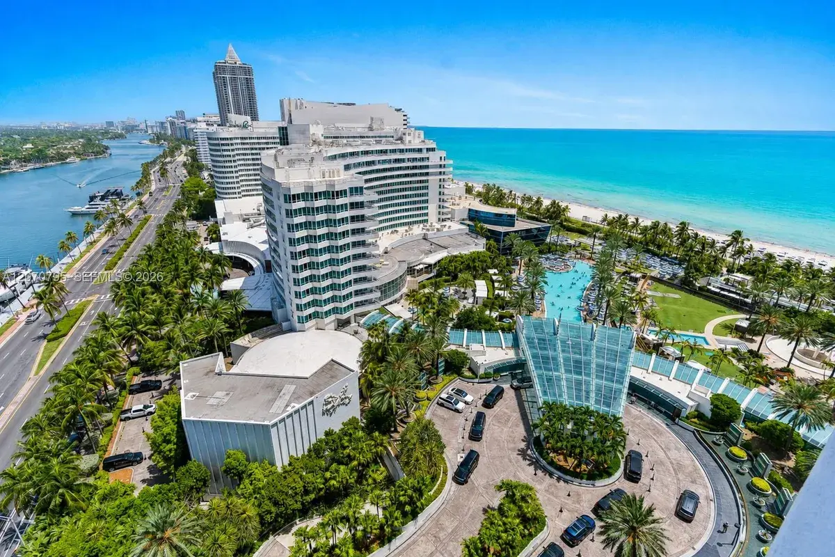 4401 Collins Ave, Miami Beach FL 33140