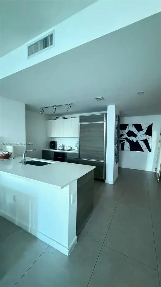 1100 S Miami Ave # 2003, Miami FL 33130 photo 5