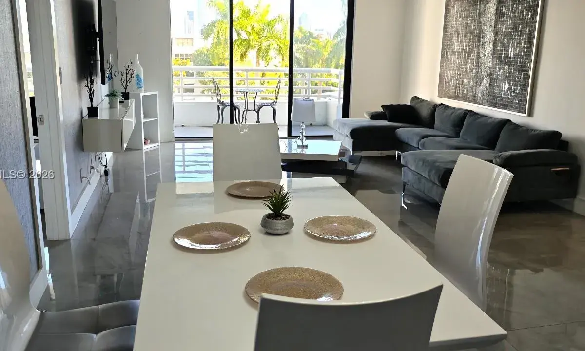 3300 NE 192nd St # 517, Aventura FL 33180