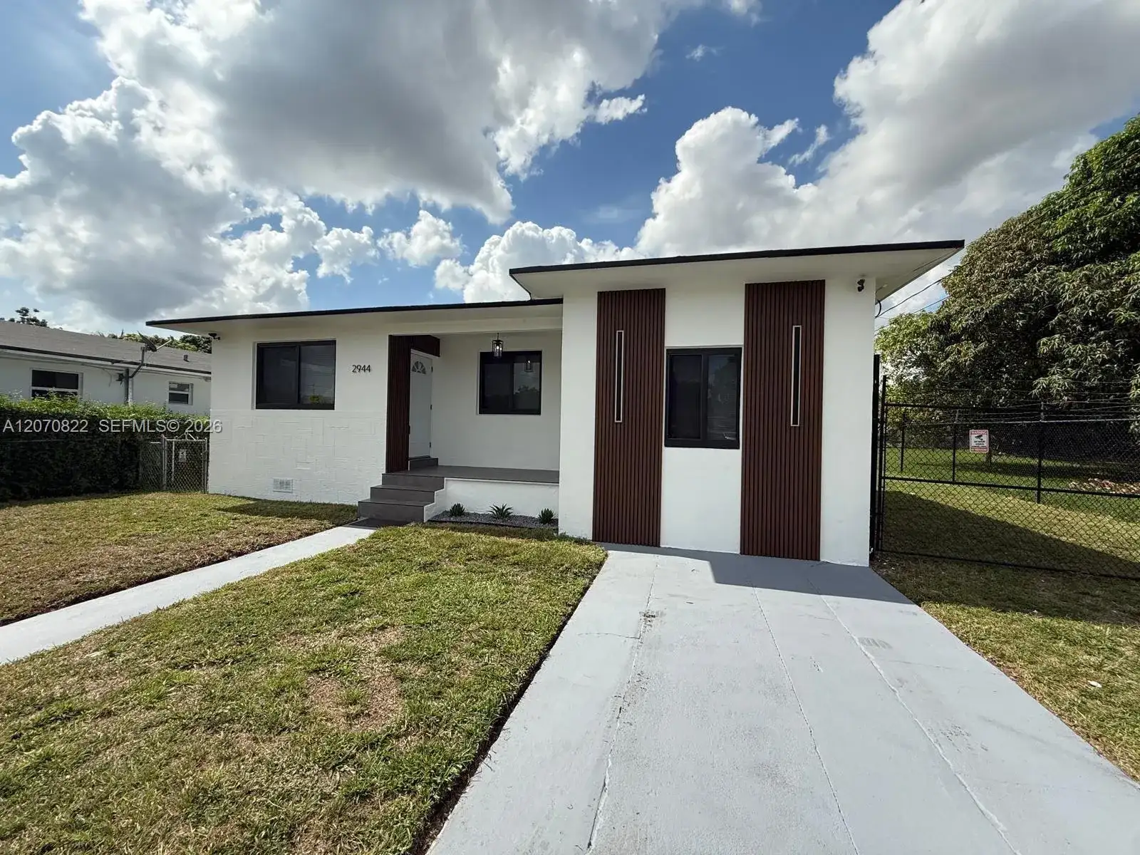 2944 NW 61st St, Miami FL 33142 photo 5