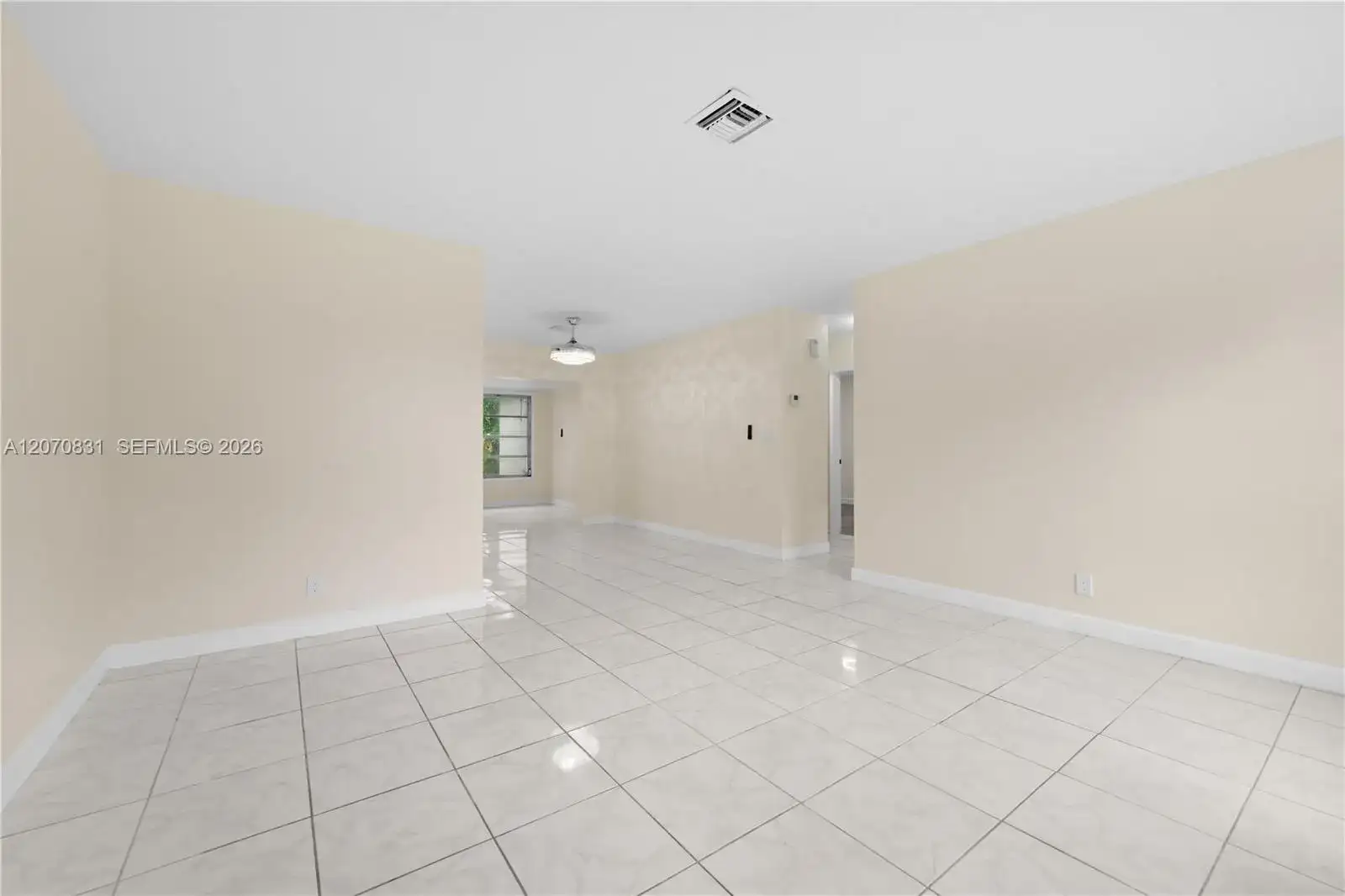 3561 NW 41st St, Lauderdale Lakes FL 33309 photo 4