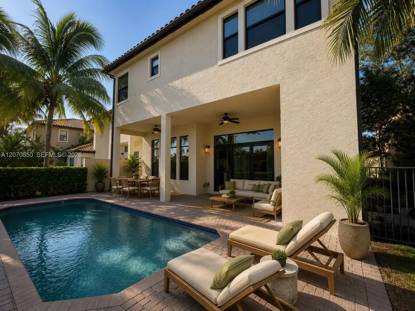 8248 Lost Creek Ln, Delray Beach FL 33446