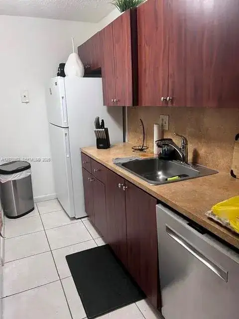 7401 SW 152nd Ave # 1, Miami FL 33193 photo 2