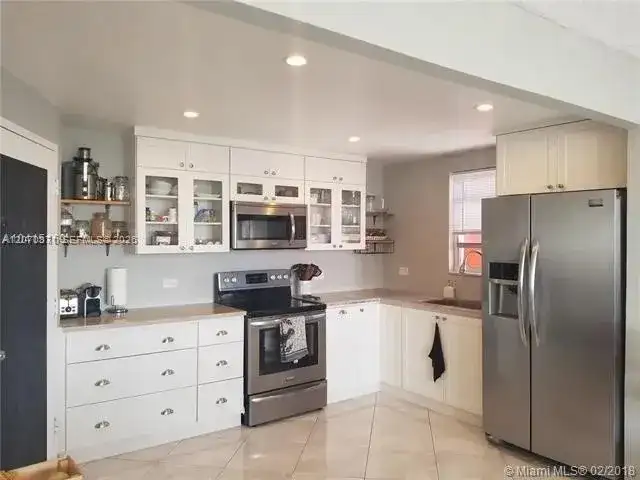 1301 NE Miami Gardens Dr # 1215W, Miami FL 33179 photo 2