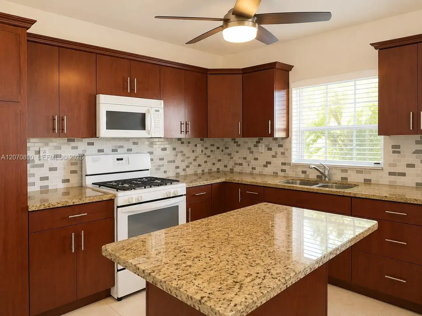 325 NE 108th St # 1, Miami FL 33161