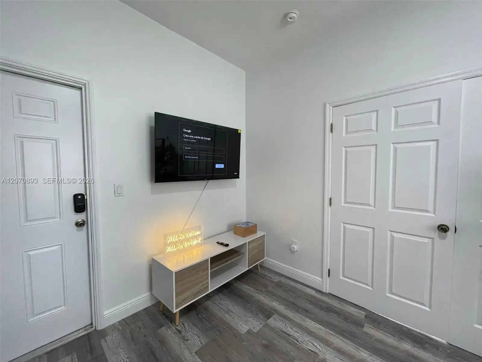 29 Oviedo Ave # 2, Coral Gables FL 33134 photo 2