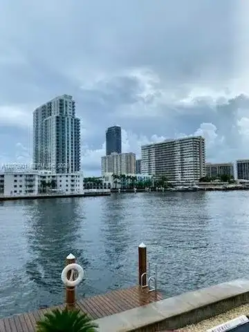 111 Golden Isles Dr # E4, Hallandale Beach FL 33009