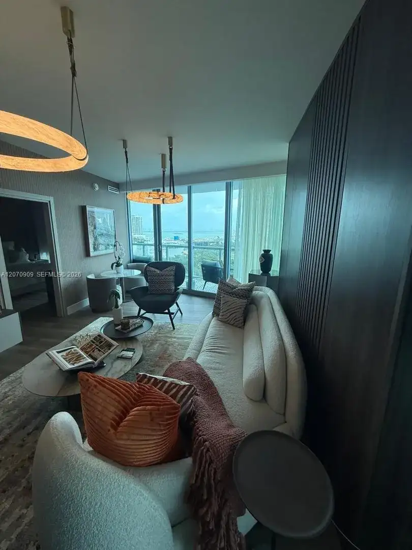 888 Biscayne Blvd # 1509, Miami FL 33132 photo 3