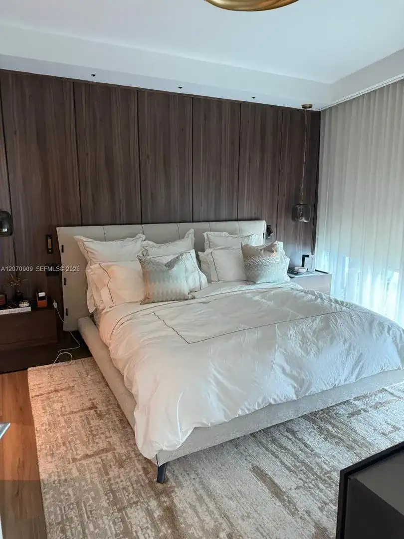 888 Biscayne Blvd # 1509, Miami FL 33132 photo 4
