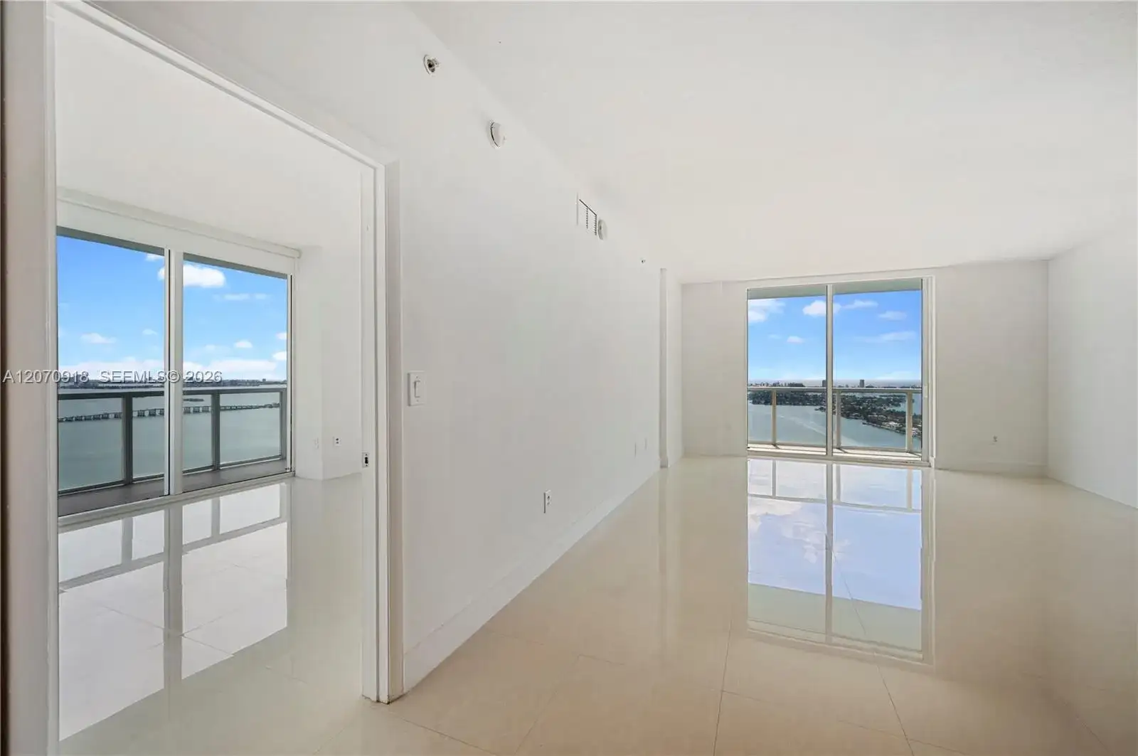 1900 N Bayshore Dr # 4302, Miami FL 33132 photo 2