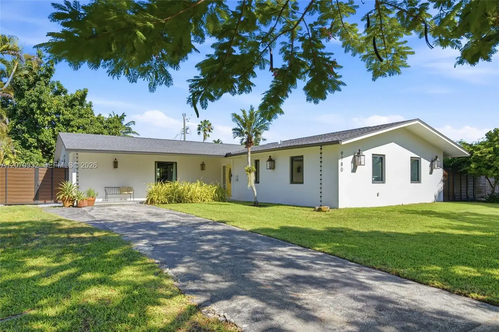 9780 Bel Aire Dr, Cutler Bay FL 33157