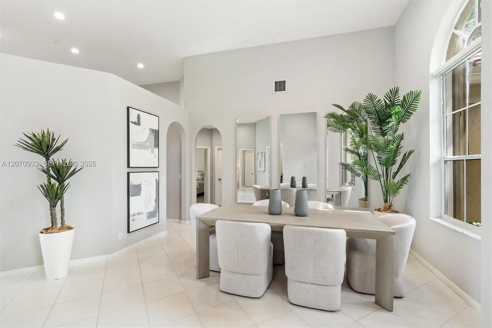 2733 Meadowood Dr, Weston FL 33332 photo 5