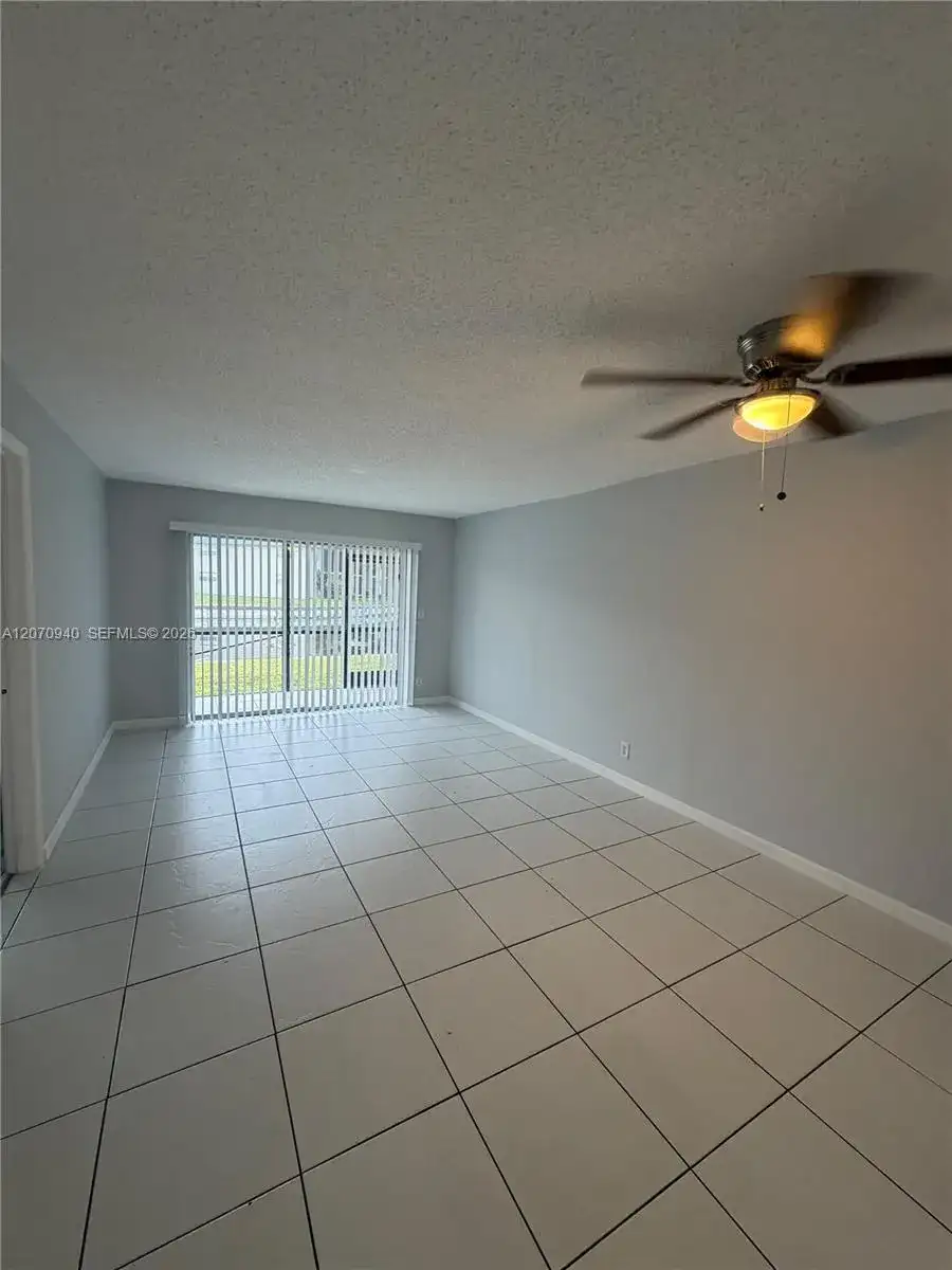 7925 S Colony Cir S # 108, Tamarac FL 33321 photo 3