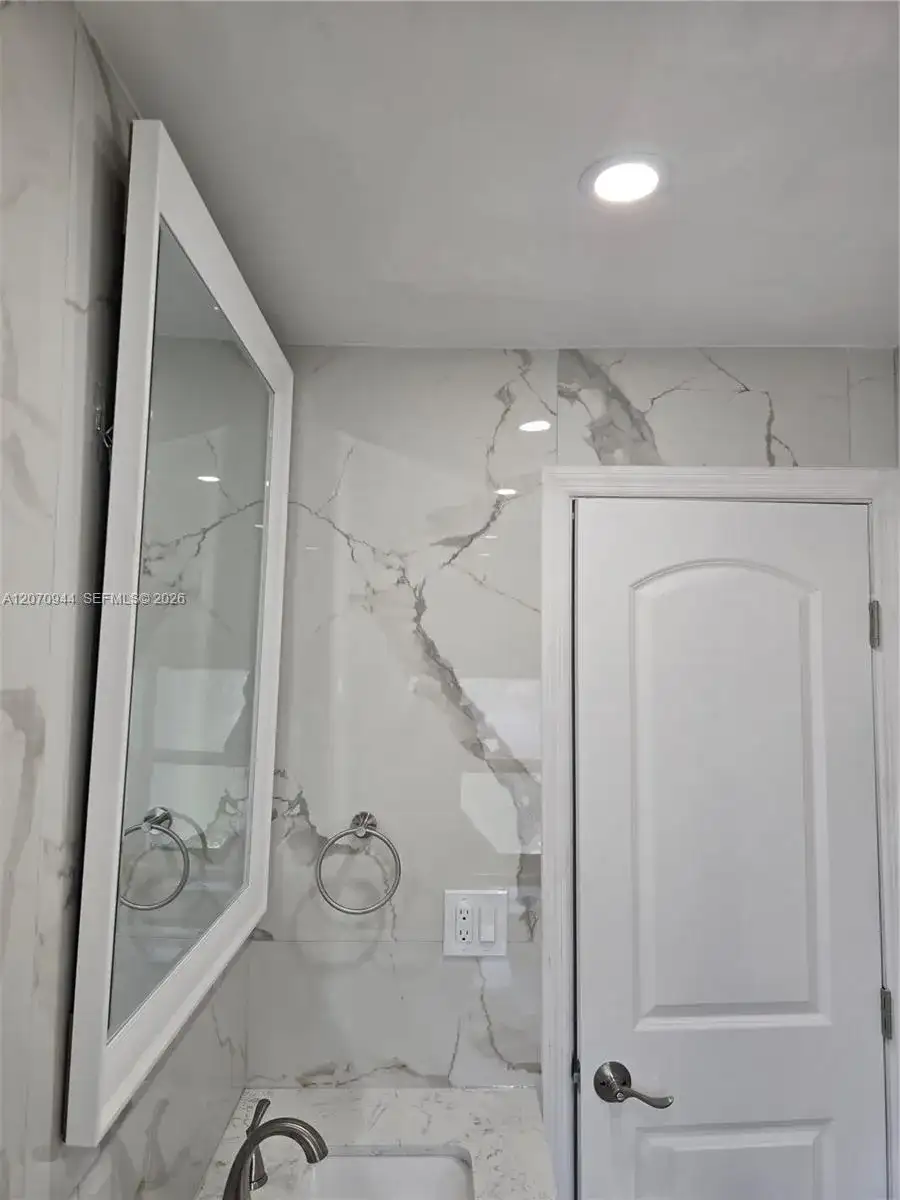 260 NE 118th Ter # 262, Miami FL 33161 photo 3