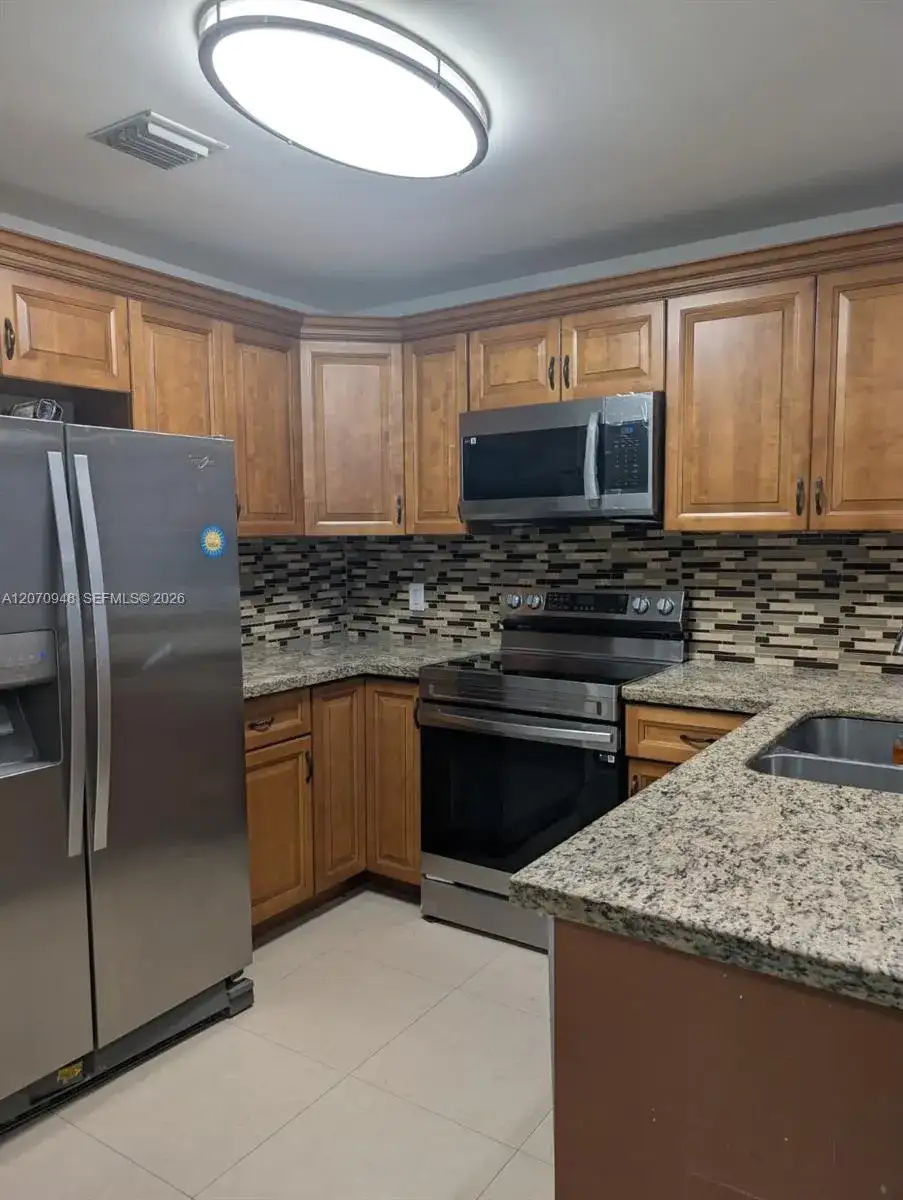 7162 Sportsmans Dr # 7162, North Lauderdale FL 33068 photo 4